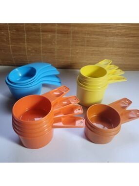 Tupperware Assorted Measuring Cups Lot of 15